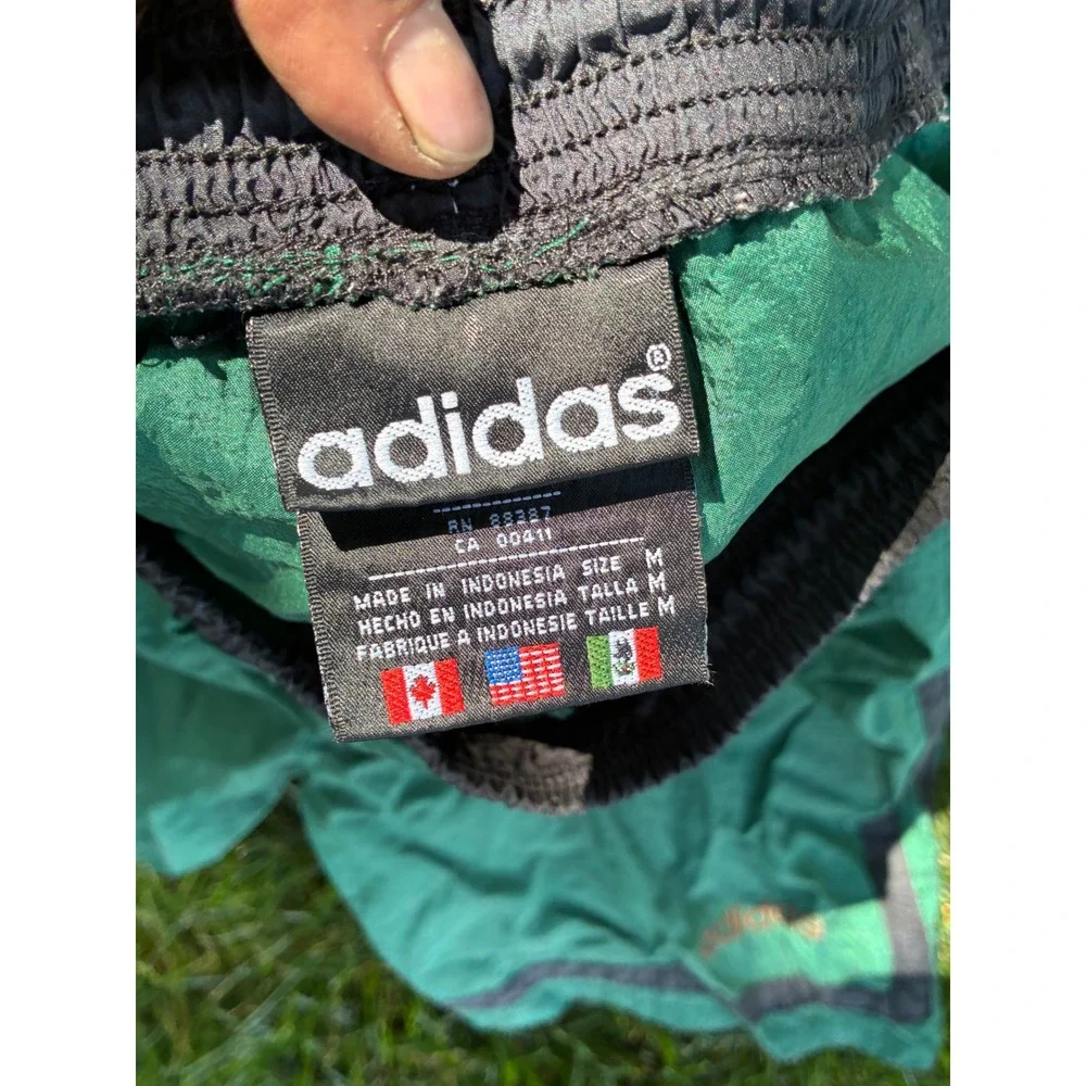 adidas vintage nylon